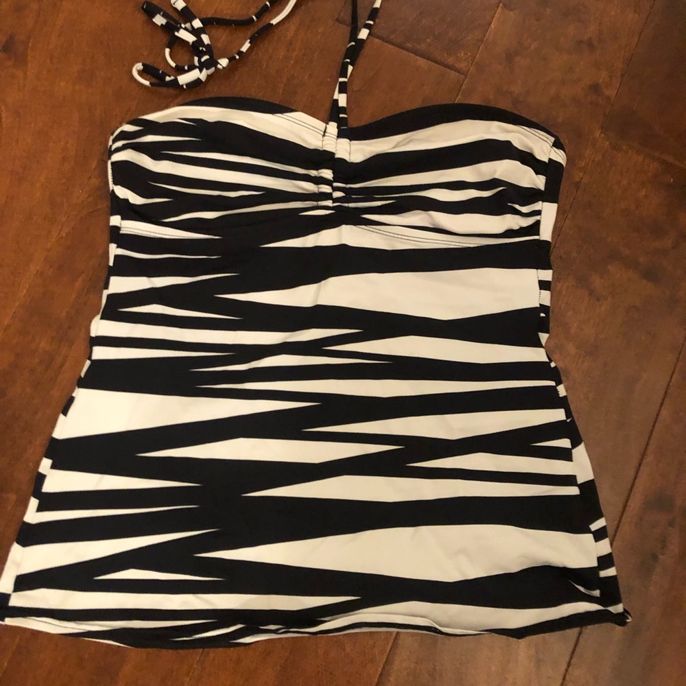 Black and white striped tankini top size L Kenneth Cole Reaction